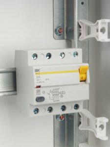 Выключатель дифференциального тока (УЗО) 4п 25А 300мА тип AC ВД1-63 KARAT IEK MDV10-4-025-300 — изображение 9