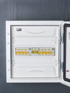 Лампа сигнальная ЛС-47 желт. KARAT IEK MLS10-230-K05 — изображение 4