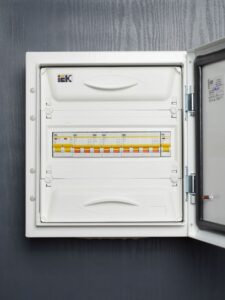 Выключатель нагрузки (мини-рубильник) 1п 25А ВН-32 KARAT IEK MNV10-1-025 — изображение 4