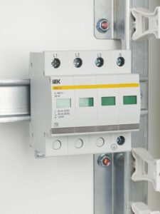 Ограничитель перенапряжения ОПС1-C 4P KARAT IEK MOP20-4-C — изображение 2