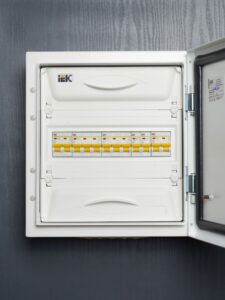 Выключатель автоматический модульный 3п B 25А 4.5кА ВА47-29 KARAT IEK MVA20-3-025-B — изображение 4