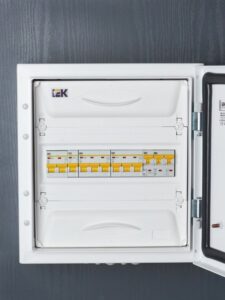 Выключатель автоматический модульный 3п D 40А 4.5кА ВА47-29 KARAT IEK MVA20-3-040-D — изображение 4
