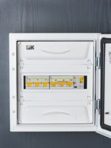 Выключатель автоматический модульный 3п D 80А 10кА ВА47-100 KARAT IEK MVA40-3-080-D — изображение 5