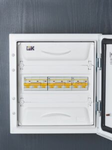 Выключатель автоматический модульный 3п D 100А 10кА ВА47-100 KARAT IEK MVA40-3-100-D — изображение 5