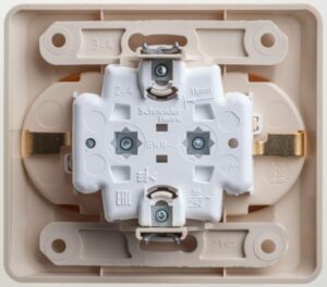 Розетка 2-м СП Этюд 16А IP20 250В с заземл. без защ. шторок крем. SE PC16-007K — изображение 4