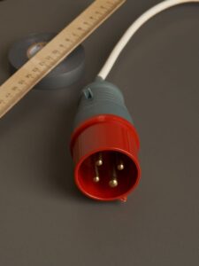 Вилка эл. каб. 16А 3P+PE 380В IP44 ССИ-014 IEK PSR02-016-4 — изображение 2