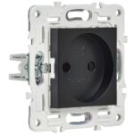 Розетка SKANDY 10А без заземл. без защ. шторок SK-R02Bl черн. IEK SK-R10-10-K02 — изображение 3