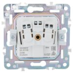 Розетка 1-м SKANDY 16А IP44 с заземл. защ. шторки с крышкой SK-R11B беж. IEK SK-R16-16-44-K10 — изображение 4