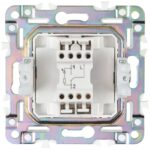Выключатель проходной 1-кл. SKANDY 10А SK-V02B беж. IEK SK-V12-0-10-K10 — изображение 3