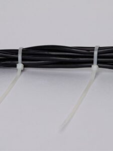 Хомут кабельный 2.5х150 нейл. бел. (уп.100шт) IEK UHH31-D025-150-100 — изображение 4