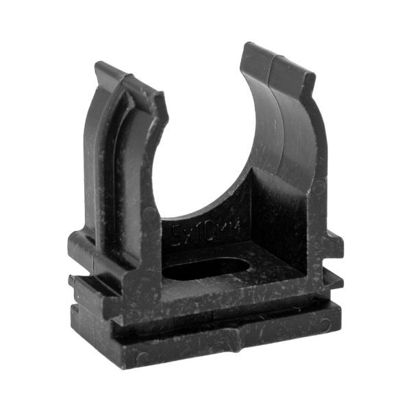 derj-z-20s-black_1.jpeg Держатель для труб (клипса) для ручного монтажа d20мм черн. Plast (уп.100шт) EKF derj-z-20s-black — изображение 1